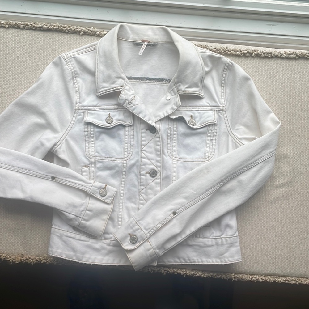 Free- People off- white cropped jean jacket